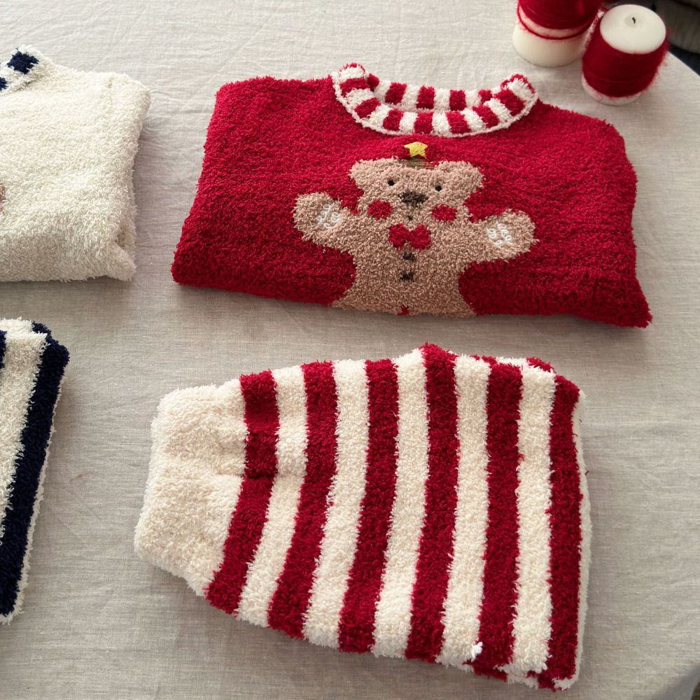 Kids Christmas Pajamas Red Holiday Loungewear Cozy Sherpa Sleepwear for Boys Girls