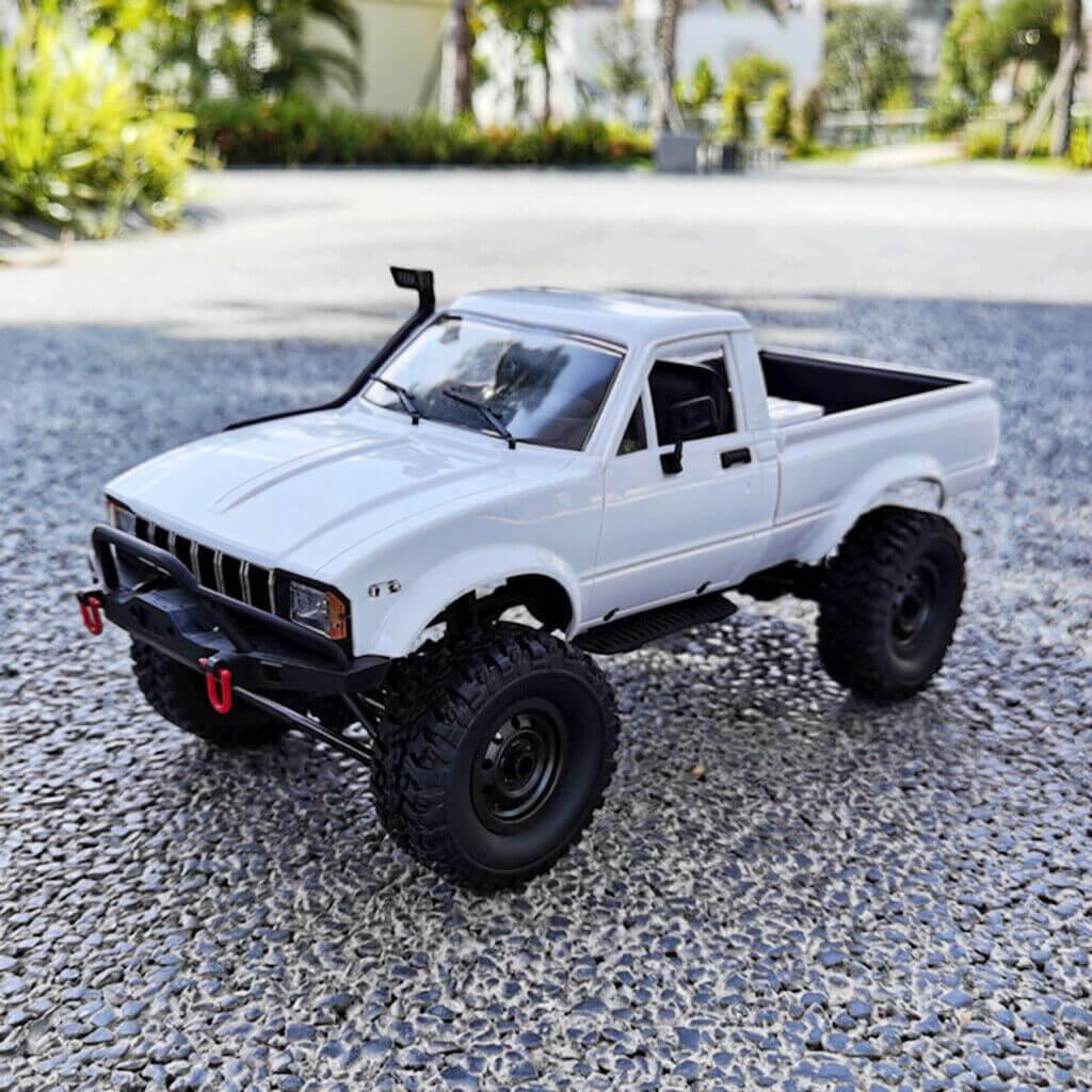 1:16 RC Car 2.4G 4WD Rock Crawler Buggy C24-1 Climbing Truck With LED Light