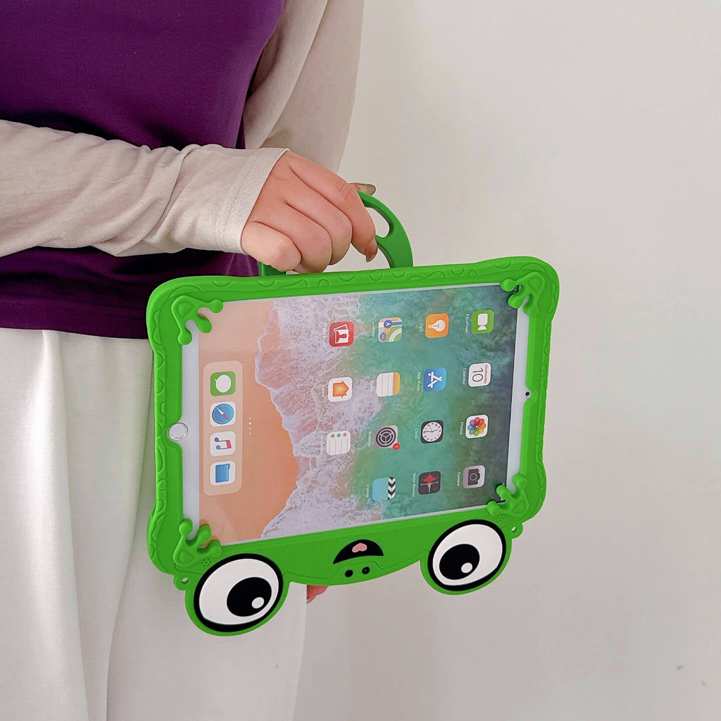 Frog Silicone Tablet Case with 360° Rotating Stand and Shoulder Strap Shockproof Protective Cover for iPad