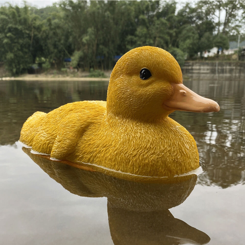 2.4GHz Remote Control Boat Simulation RC Duck Toy with Dual Motors For Kids and Adults