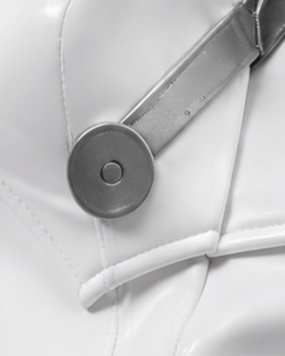 Female White and Red Superhero Uniform Alien Warrior Battle Suit for Comic Con Exhibition