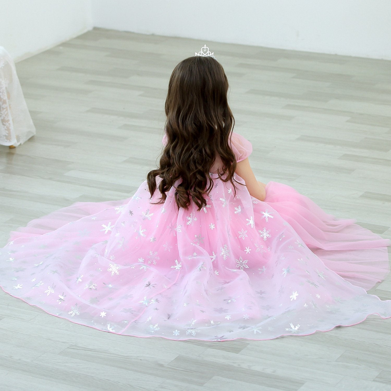 pink elsa dress Elsa Pink Belted Mini Ruched Dress / M
