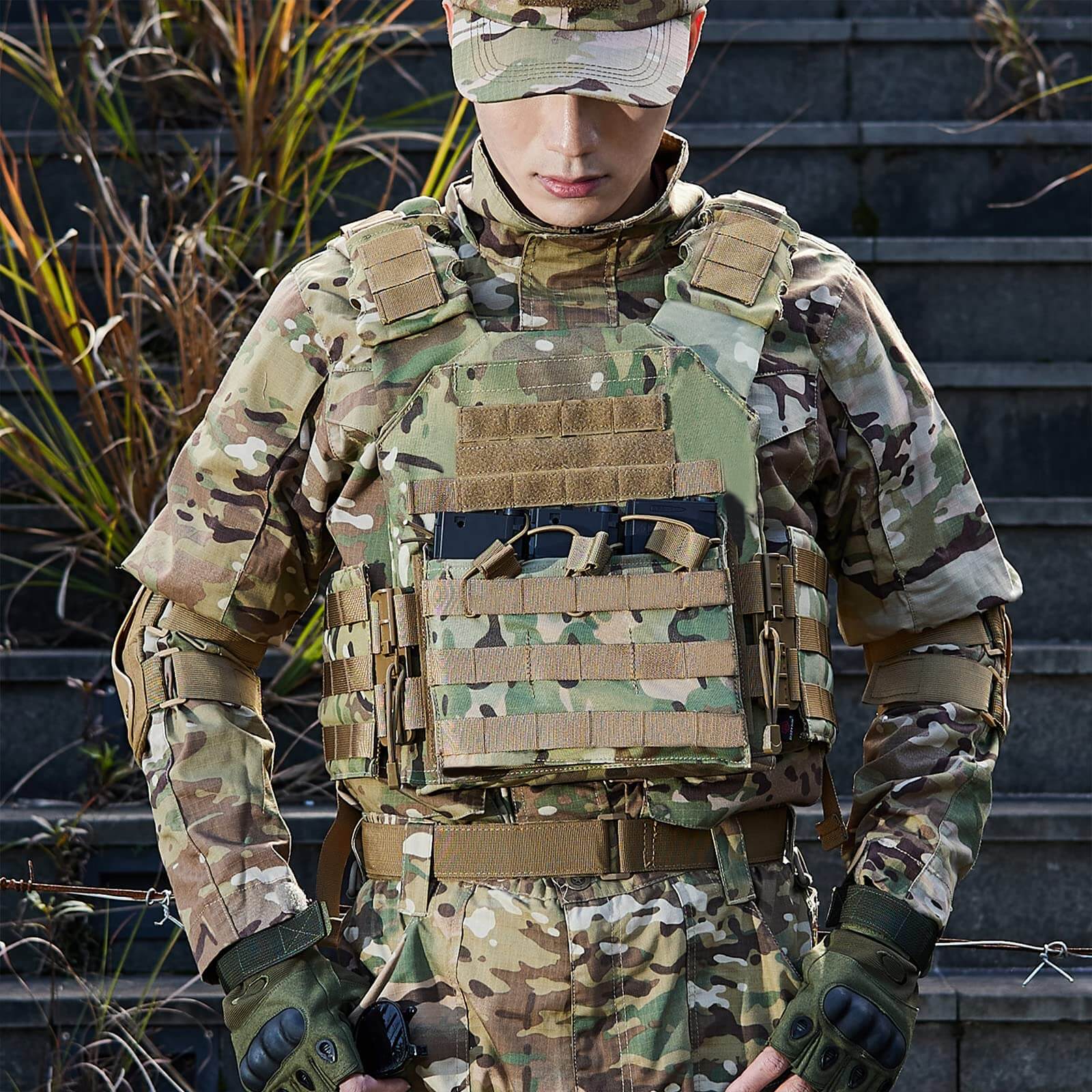 Tactical MOLLE Vest Airsoft Paintball Vest Adjustable CS Field Training Vest Chest Protector