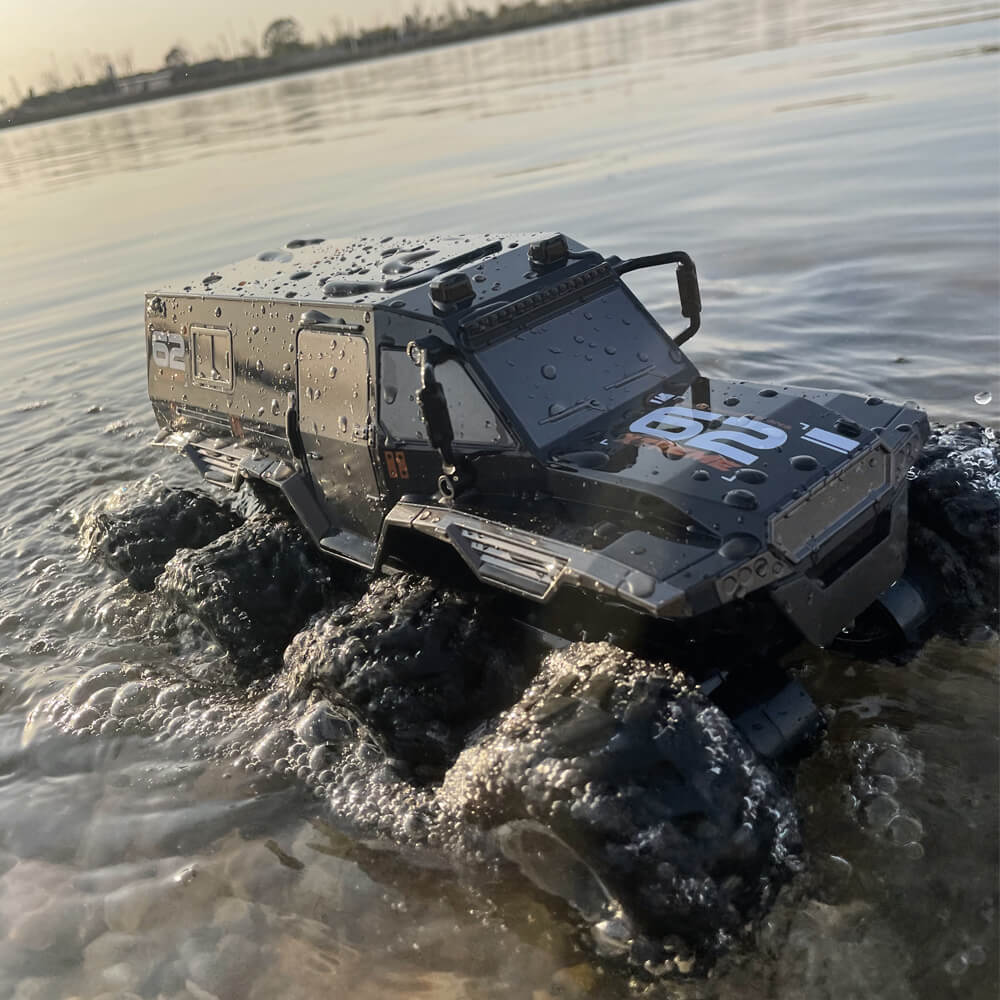 1/12Amphibious RC Car 8WD Off-Road Waterproof RC Truck Boys All Terrain Remote Control Car RC Toys