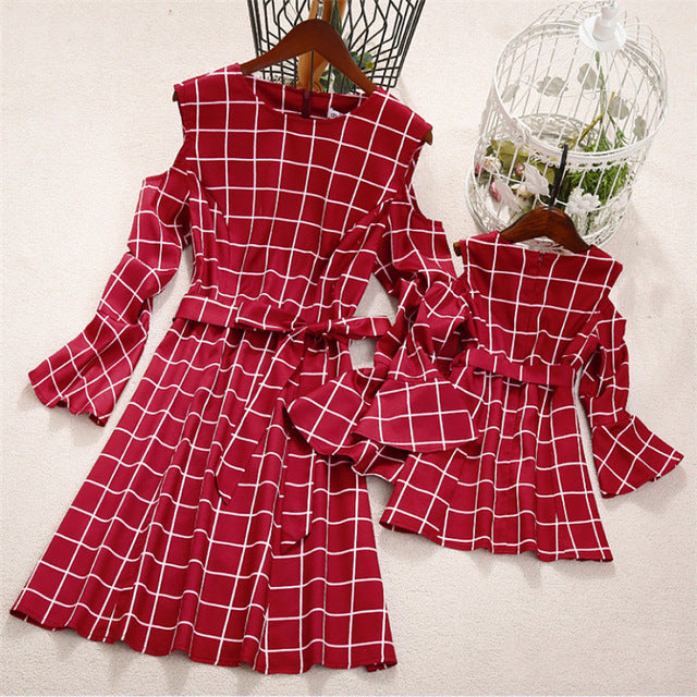 Family Matching Mother and Daughter Dress Shoulderless Waist Belt Pleated Dresses