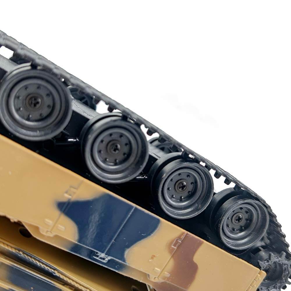 RC Tank with Smoke Effect Remote Control Battle Mist Spray Tank Toy with Life Indicators for Kids