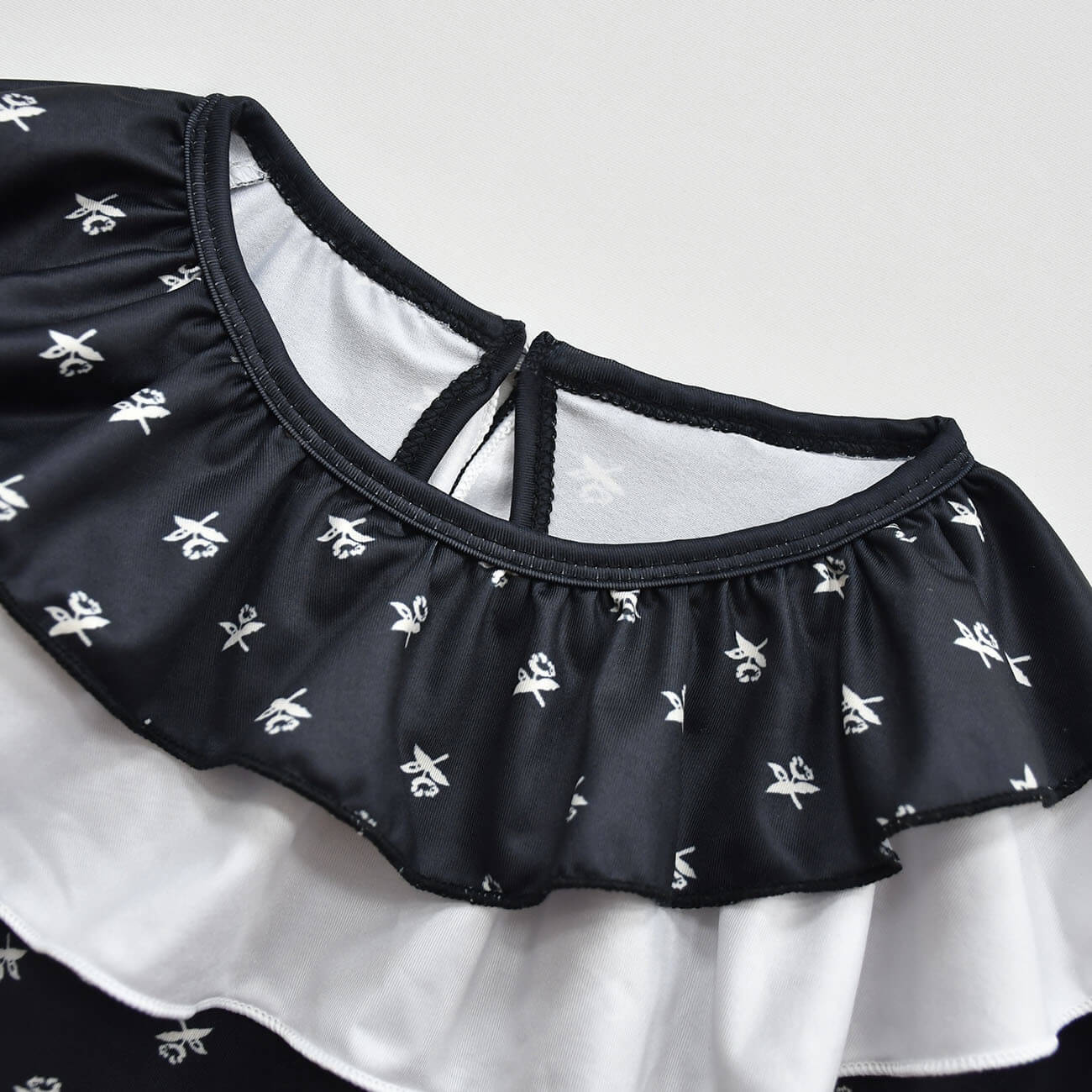 Wednesday Addams Dress Girls Wednesday Costume with Wig Gloves Bag for Cosplay